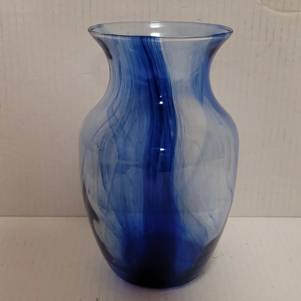 Beautiful Vintage Hand Blown Vase